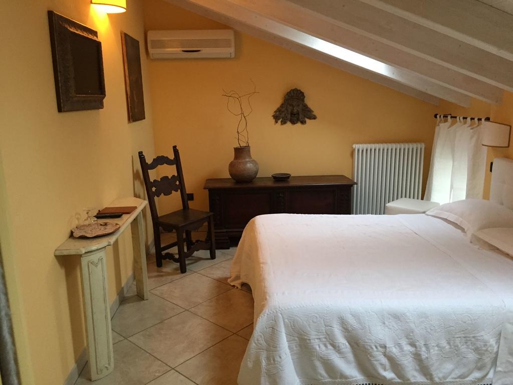B&B A Casa Dell'Antiquario San Benedetto Po Chambre photo