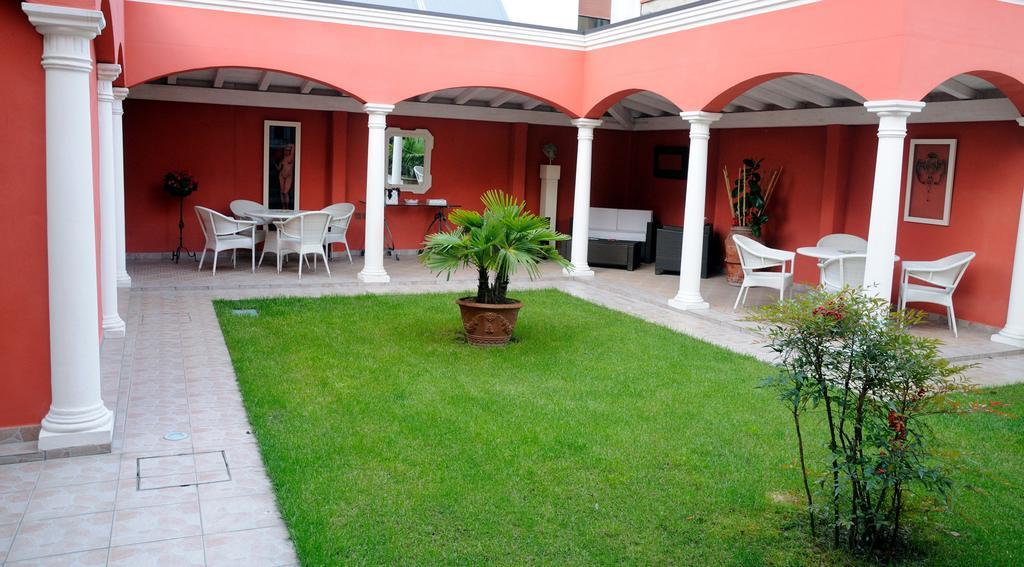 B&B A Casa Dell'Antiquario San Benedetto Po Extérieur photo