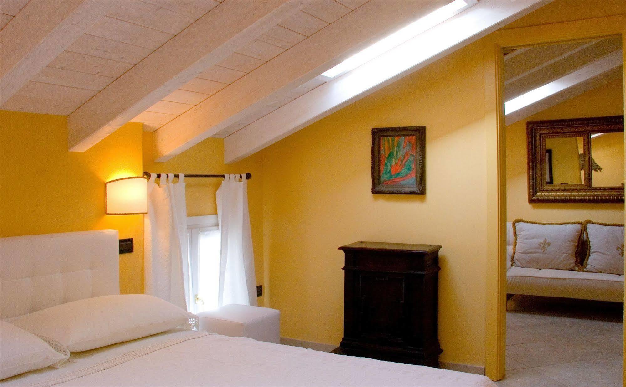 B&B A Casa Dell'Antiquario San Benedetto Po Extérieur photo